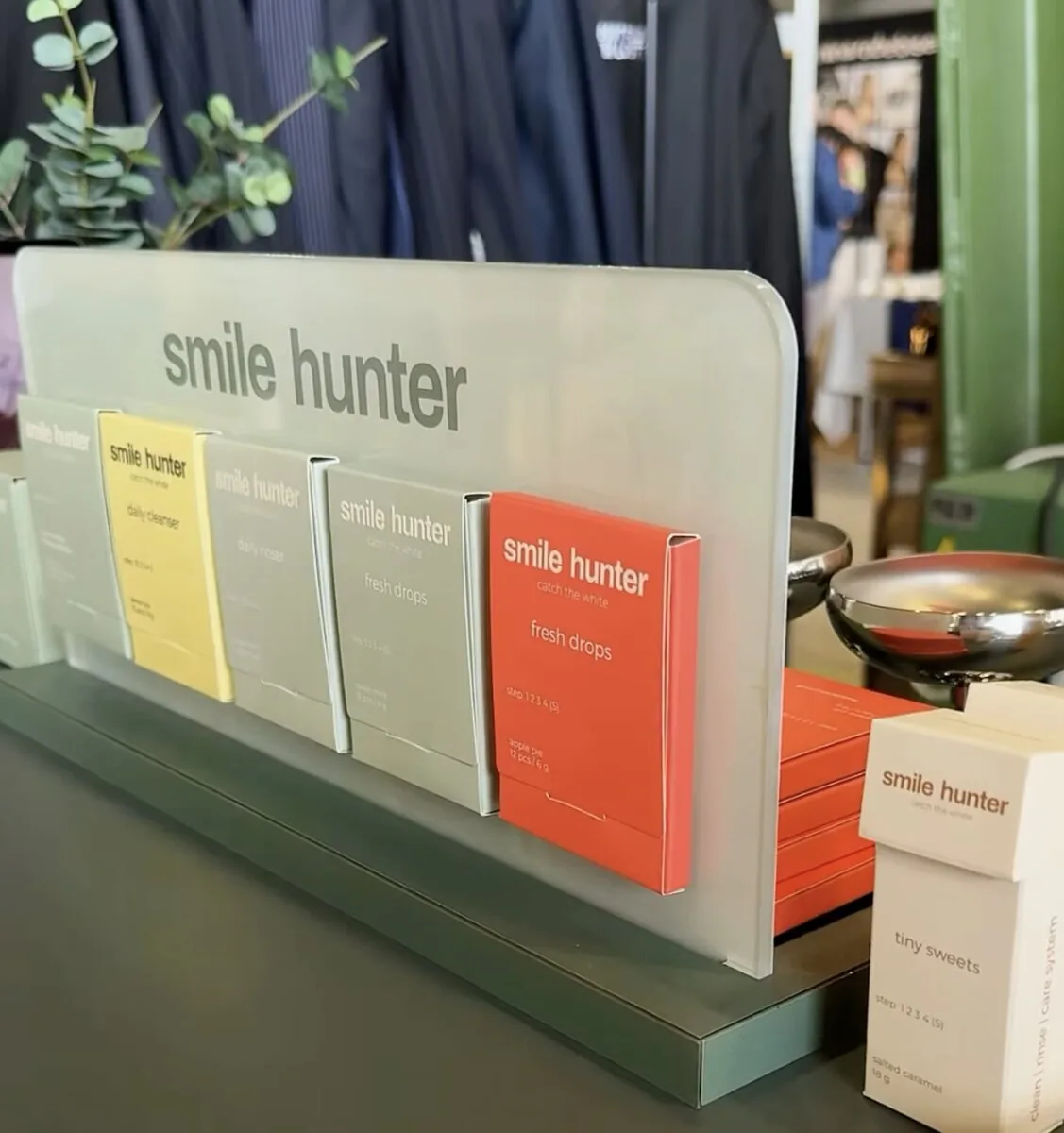 Smile Hunter косметичний дисплей